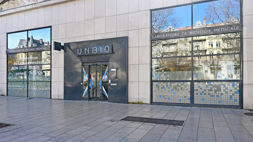 vacentre-devanture-0972